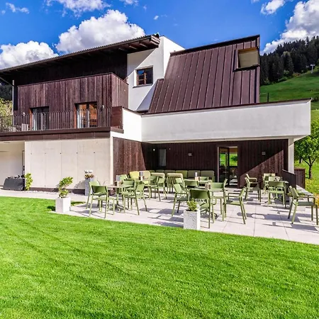 Schoene Apartamento Zams